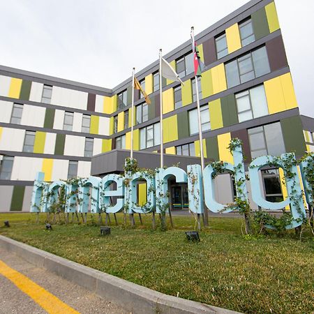Homebridge Hotel Apartments Μπακού Εξωτερικό φωτογραφία